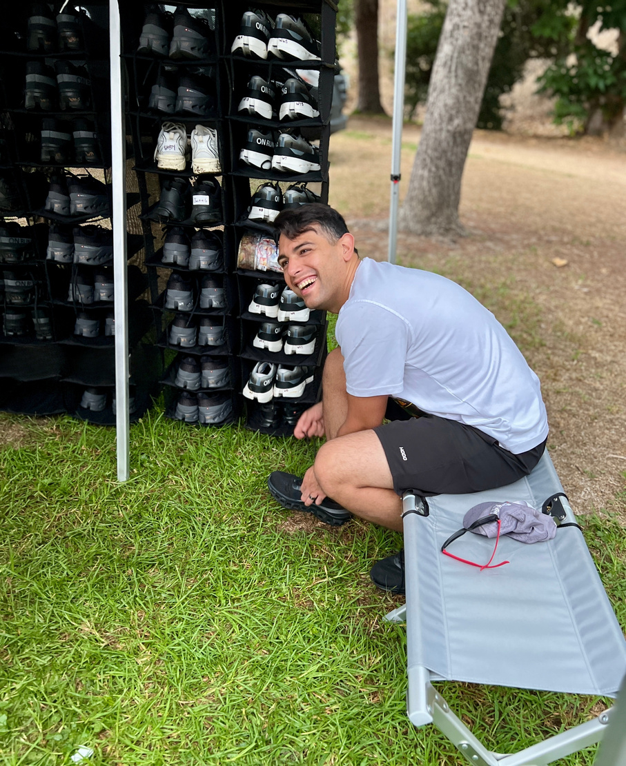 On in action with Back on My Feet members